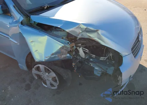 2009 Hyundai Accent Gls z USA, uszkodzony, nr VIN KMHCN46C59U366934